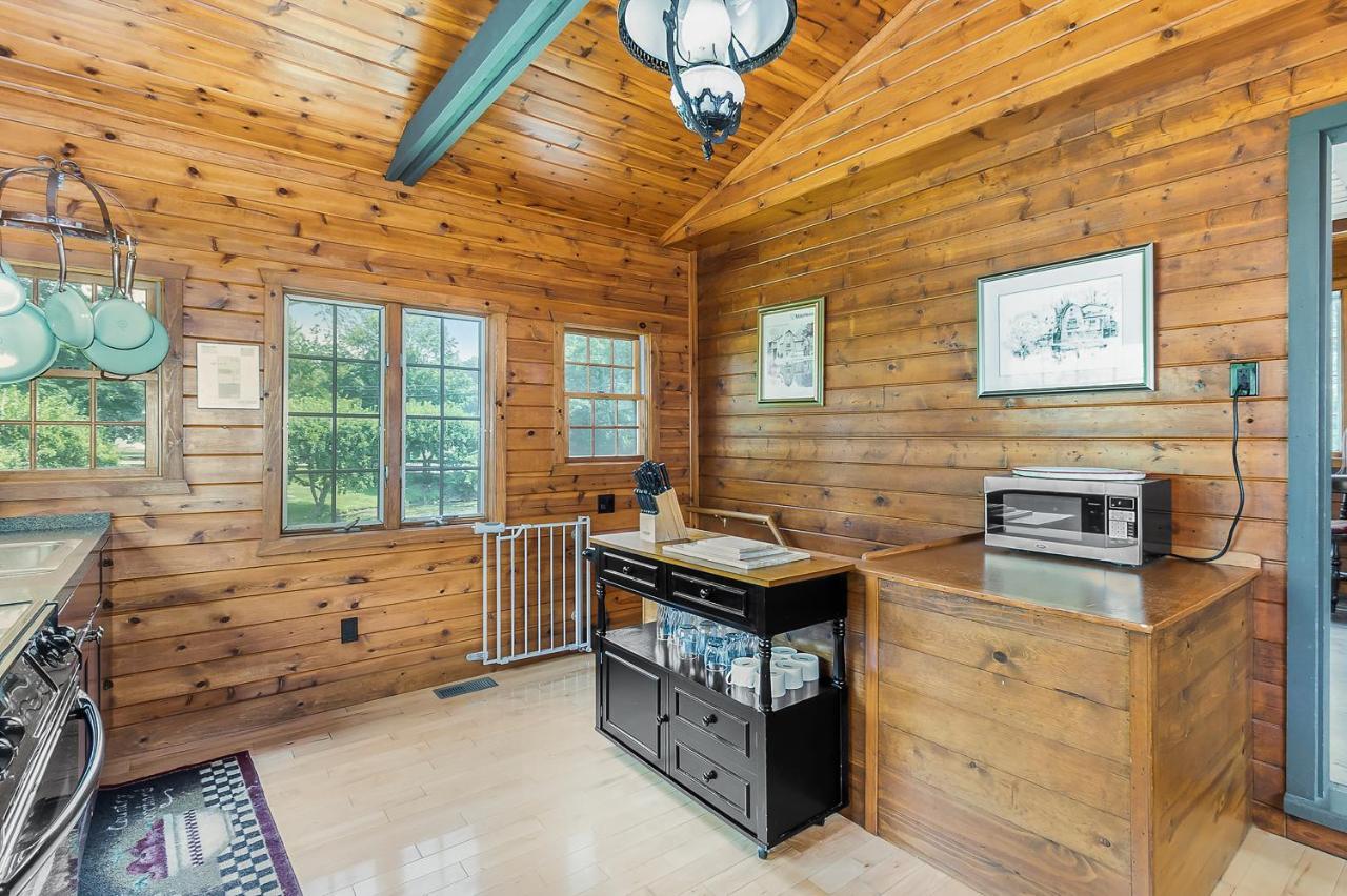 Peterson Mill Villa Saugatuck Exterior photo